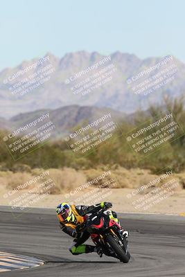 media/Nov-16-2025-Race Pace (Sun) [[8c5fa54630]]/Non Verified Riders (1st 20 Minutes)/2-Turn 10 (1010am)/